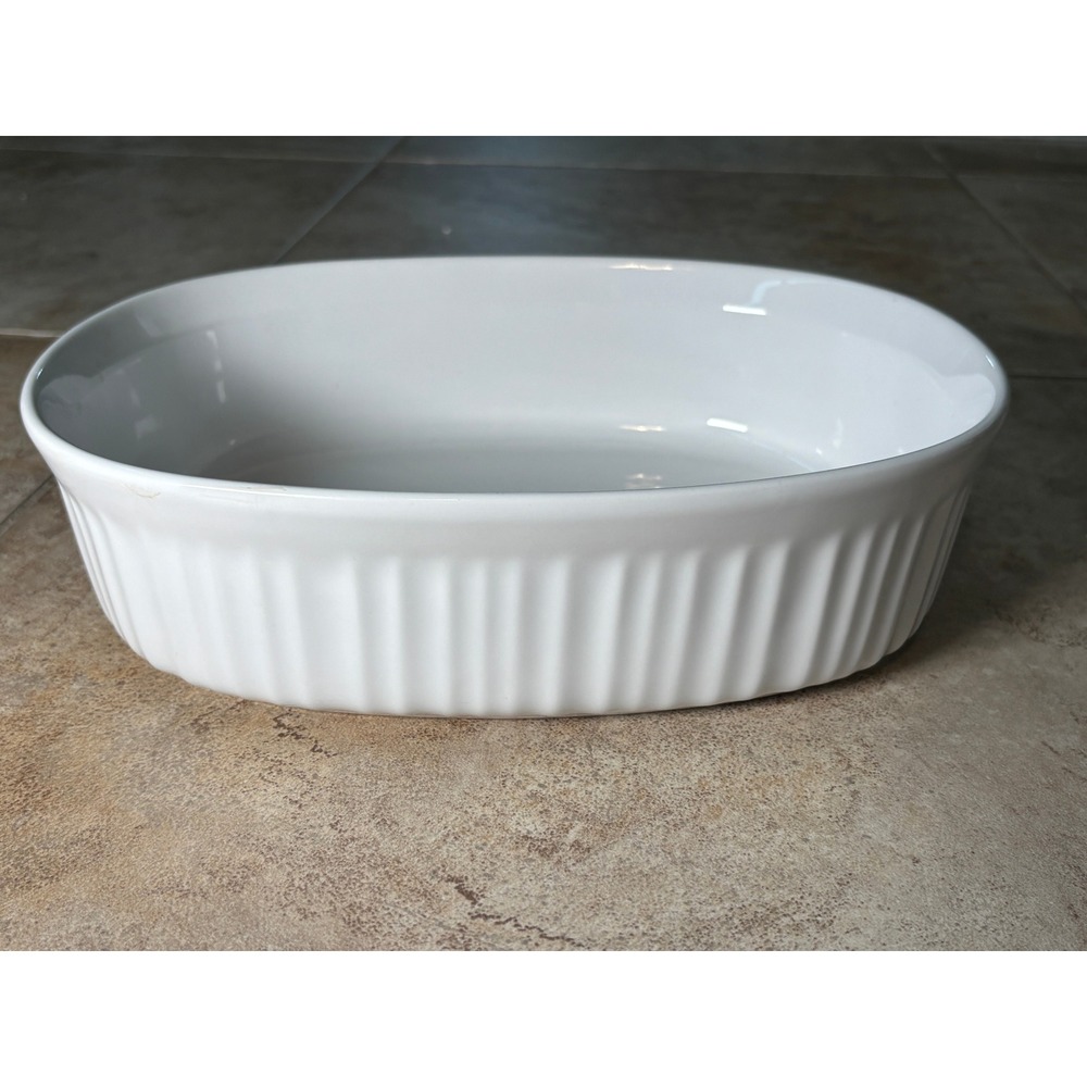CorningWare French White 2.5 Quart Oval Casserole Dish Fluted Stoneware Baker